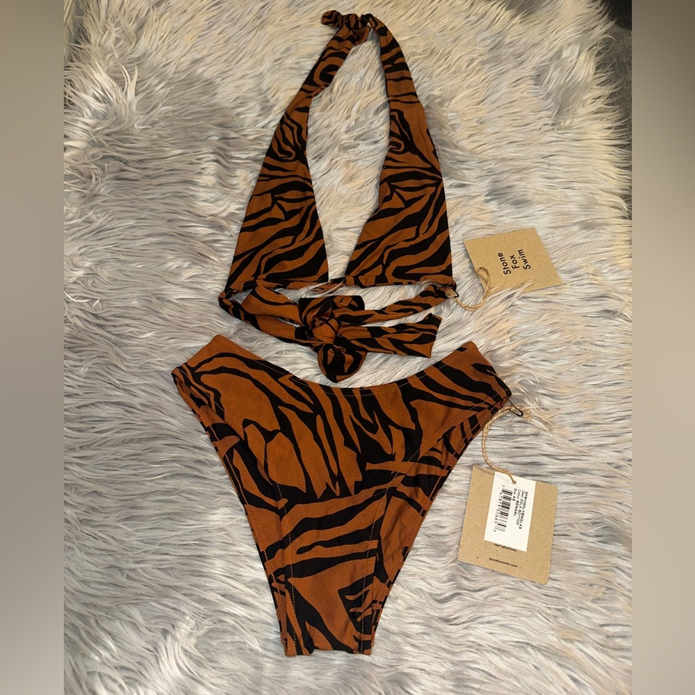 Stone fox swim set